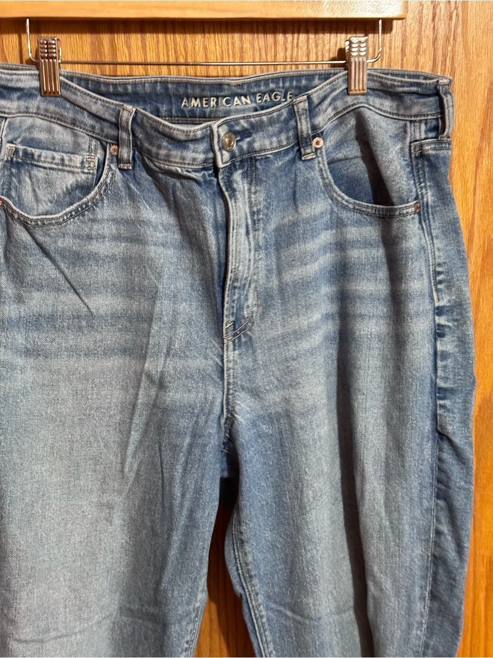American Eagle Outfitters classic mid